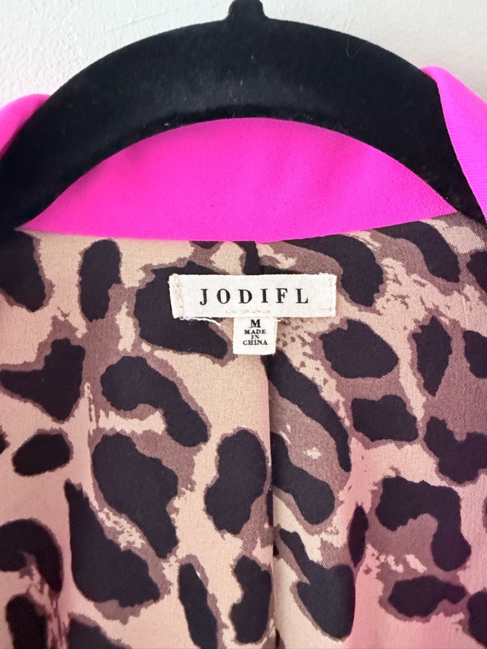 Fuchsia Women's Blazer with Leopard Lining - Picture 4 of 4